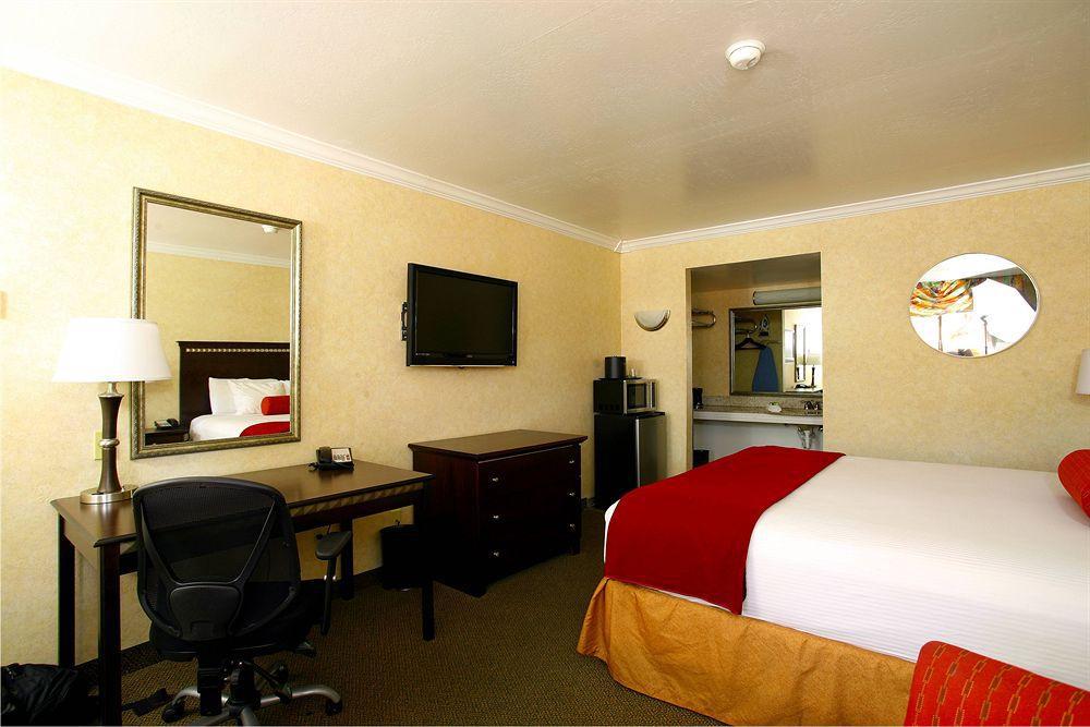 Hotel Tempe/Phoenix Airport Innsuites Hotel & Suites Zewnętrze zdjęcie